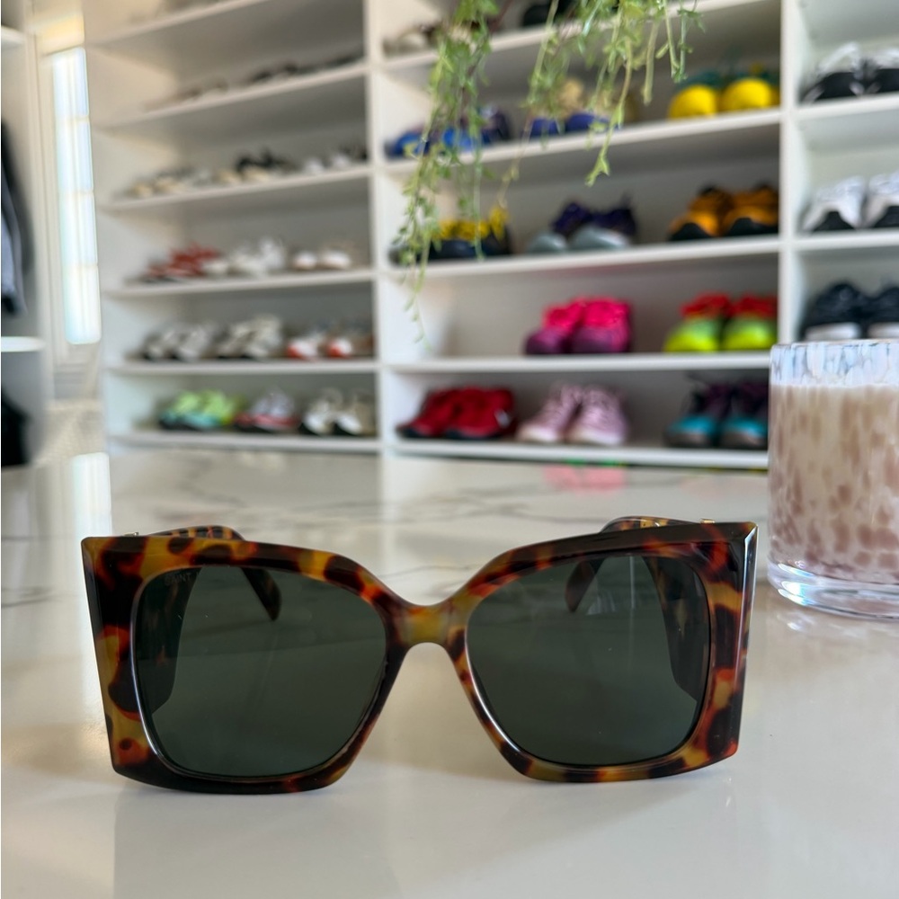 Chunky Tortoiseshell Square Sunglasses - image 3